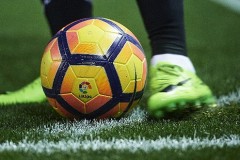 皇家马德里怒斥裁判不公，西甲战火再燃！