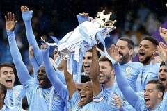 欧冠补时绝杀！斯洛特四场神迹刷新纪录，成为欧冠焦点人物